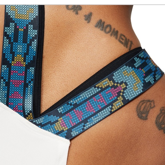 Sold🚫Nike Elastika Racerback Sport Tank Top - Picture 5 of 15